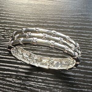 🔴🔴EUC Chic Silver Women's Bracelet🔴🔴